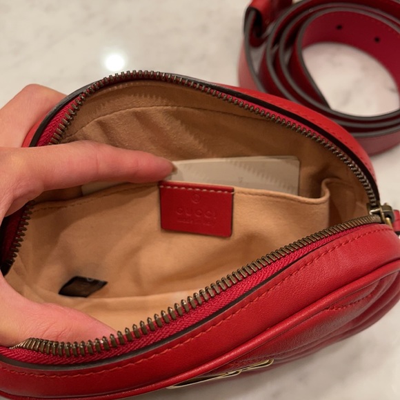 Gucci Red Leather Marmont Belt Bag - Picture 8 of 13